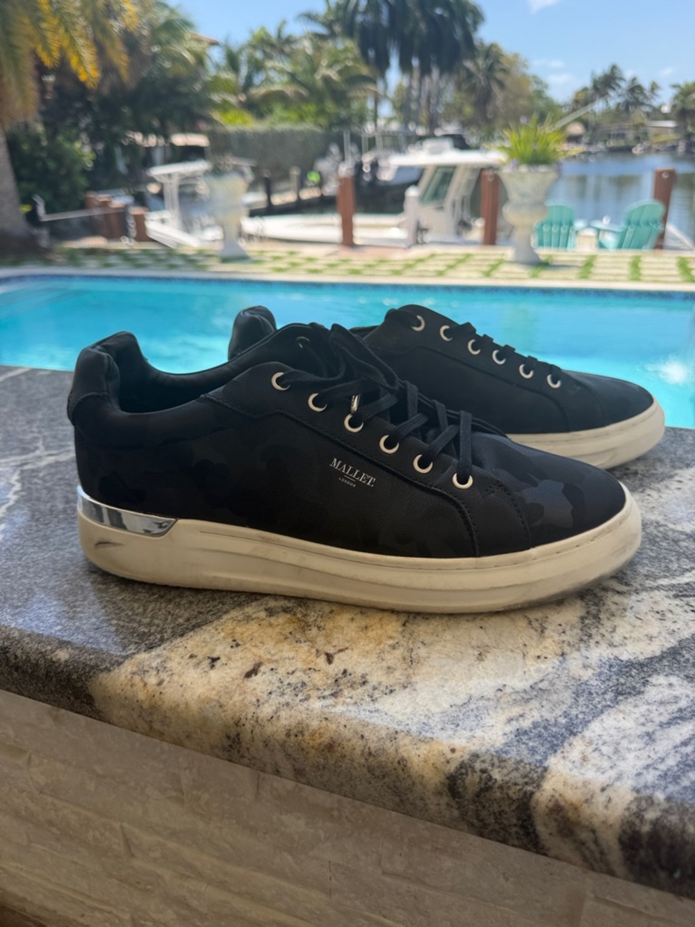Mallet Black Low-Top Men's Sneakers with Gold Eyelets